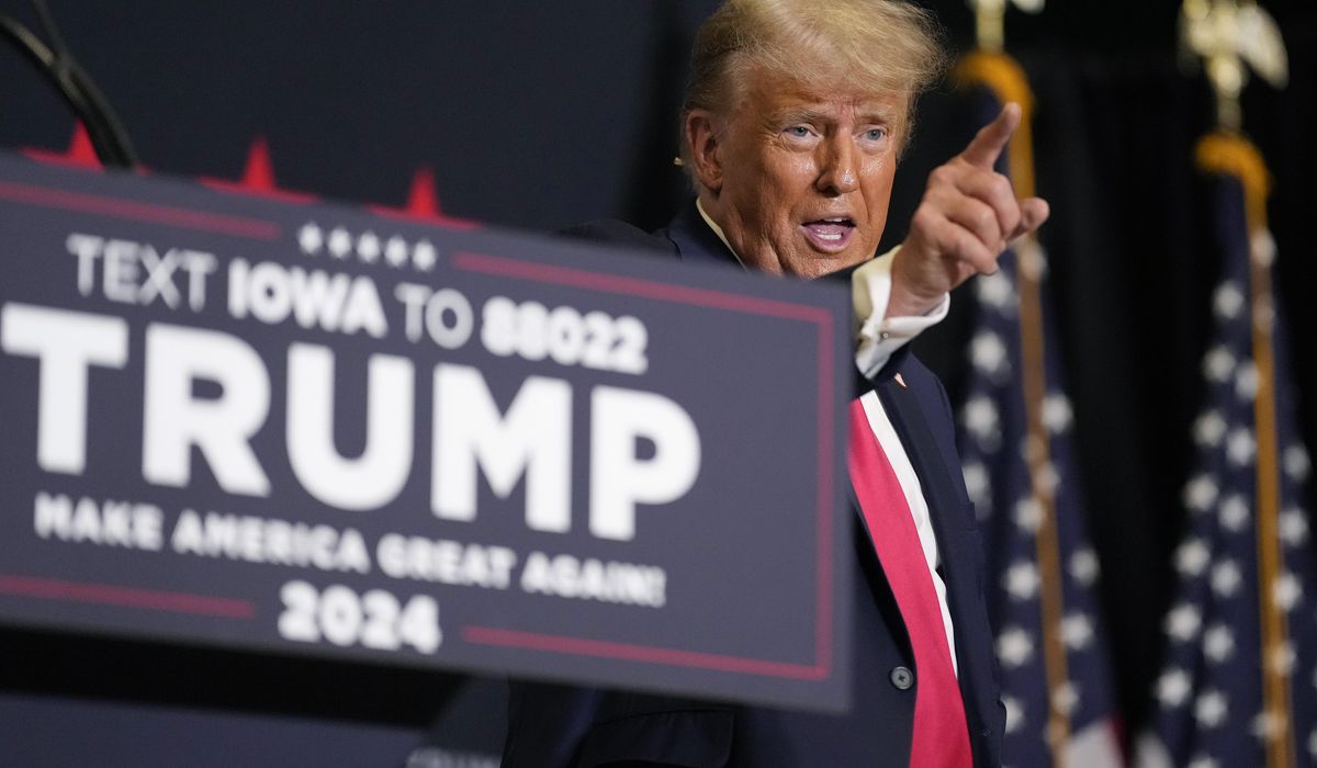 NextImg:Trump is returning to Iowa on Sunday for his eighth campaign stop in little more than a month