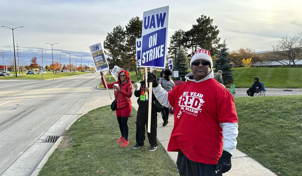 NextImg:Autoworkers are the latest to spotlight the power of U.S. labor. What is the state of unions today?
