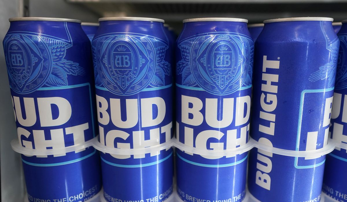 NextImg:Bud Light slips in beer sales over Fourth of July