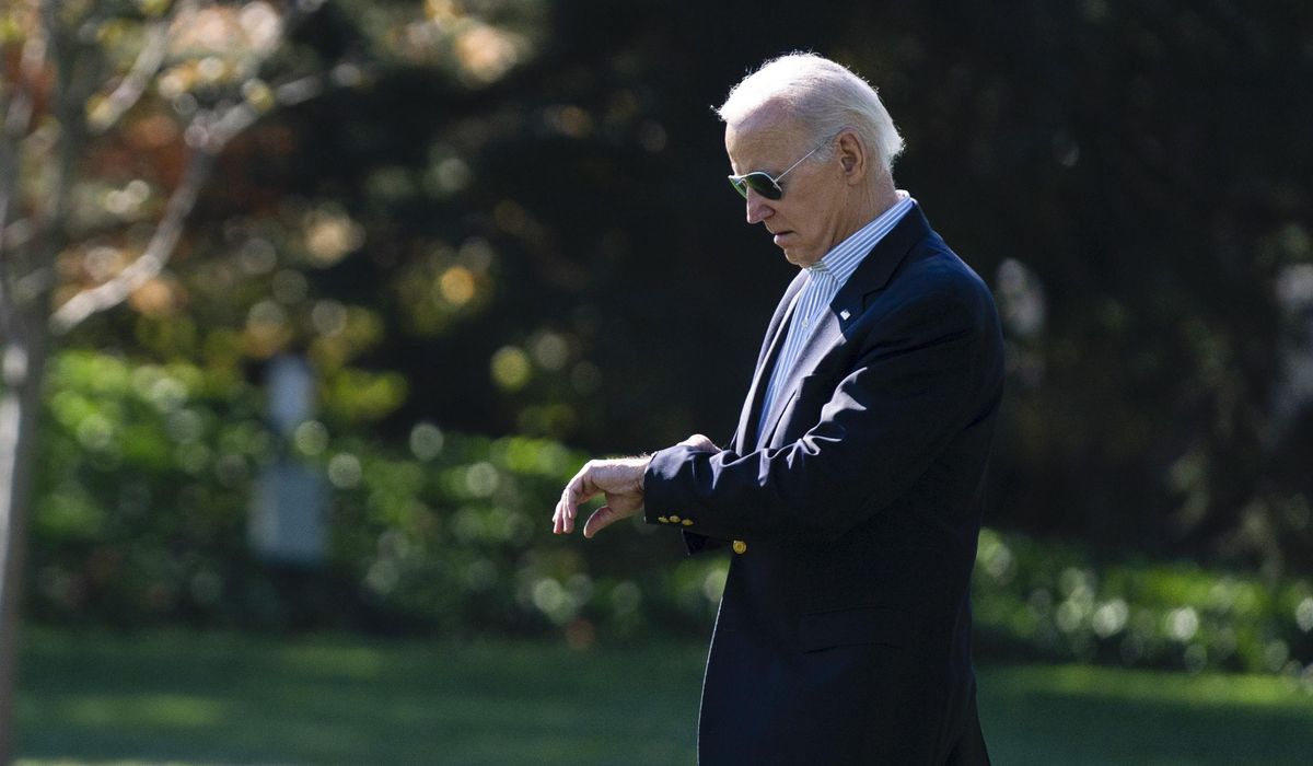 NextImg:Biden hails departure of U.S. citizens; others from Gaza