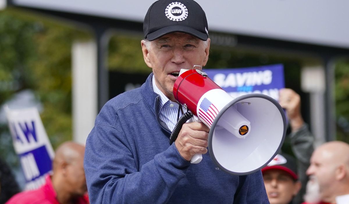 NextImg:Biden spent weeks of auto strike talks building ties to UAW leader that have yet to fully pay off