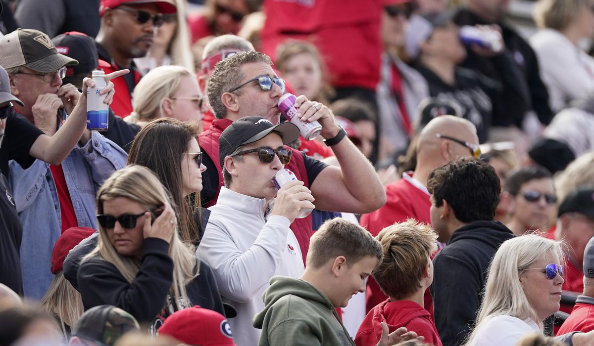 NextImg:AP survey finds 55 of 69 schools in major college football now sell alcohol at stadiums on game day
