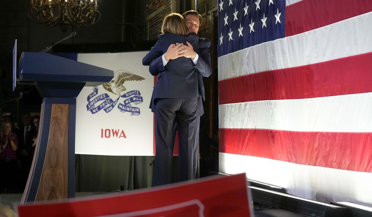 NextImg:Iowa Gov. Kim Reynolds warns Trump ‘can’t win’ in backing DeSantis