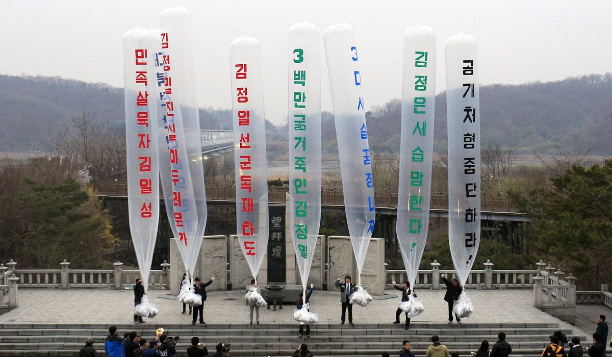 NextImg:Hot air over Koreas — fresh balloon flights into North spark tension