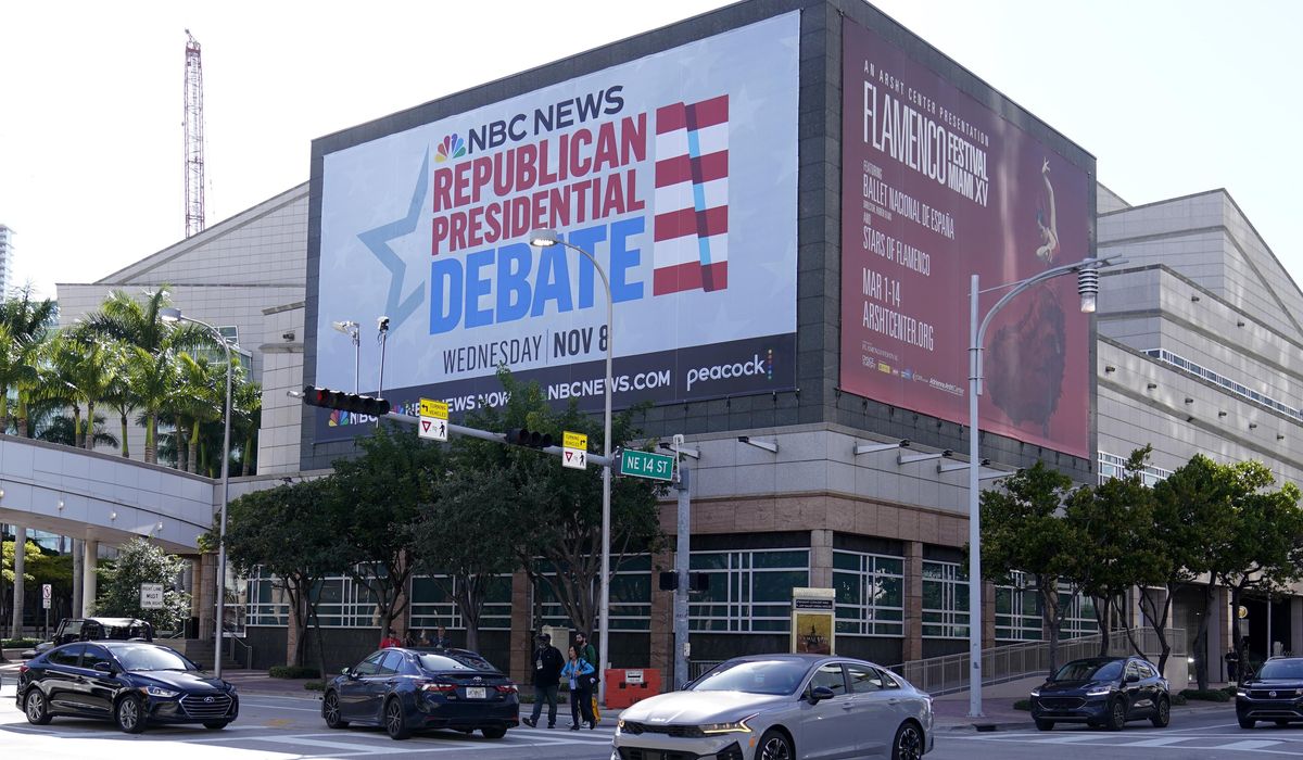 NextImg:5 Republicans will take the stage in Miami, while Trump holds a rally nearby. Follow live updates