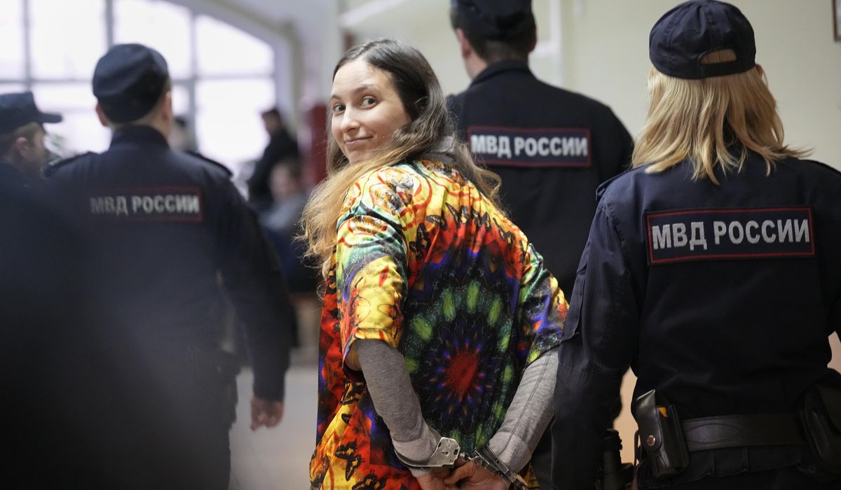 NextImg:Russia seeks an 8-year prison term for an artist and musician who protested the war in Ukraine