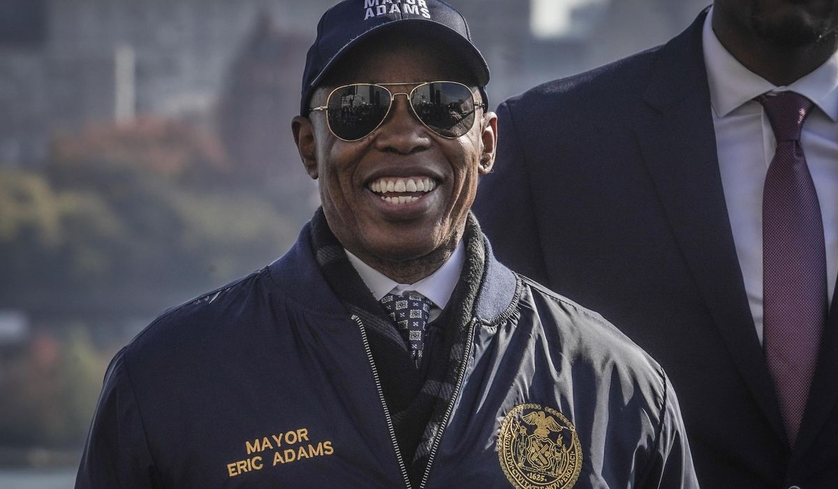 NextImg:New York City Mayor ducks questions on FBI investigation, but pledges to cooperate with inquiry