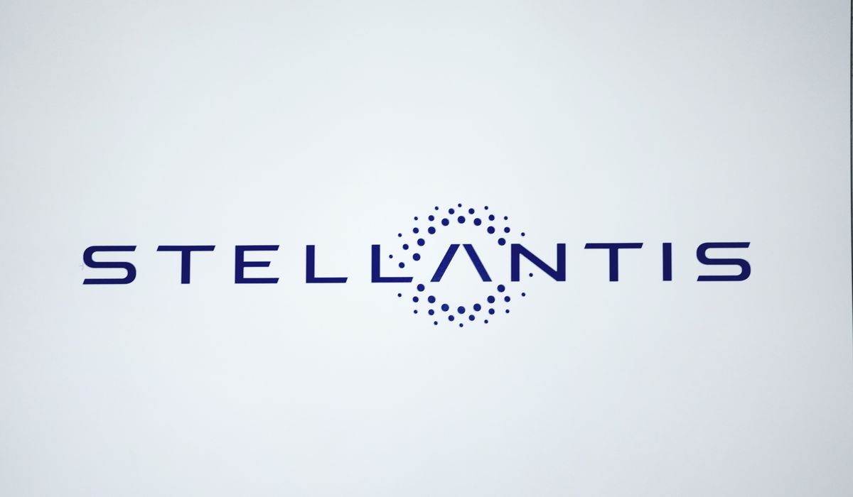 NextImg:Stellantis announces buyouts for thousands of employees