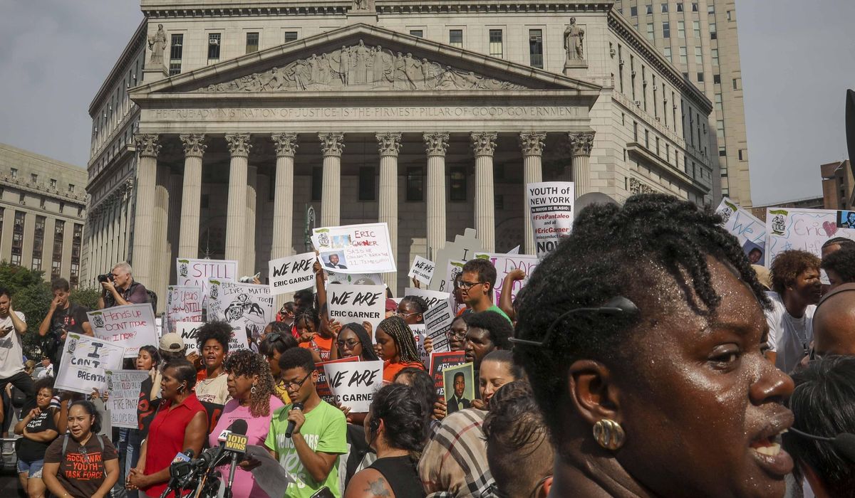 NextImg:New York City’s ban on police chokeholds, diaphragm compression upheld by state’s high court