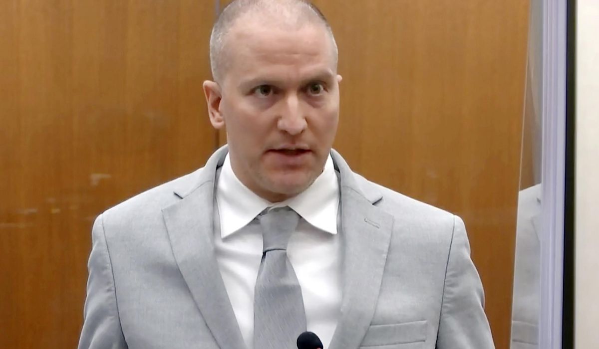 NextImg:Derek Chauvin’s family has received no updates after prison stabbing, attorney says