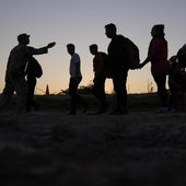 Migrants who crossed the Rio Grande and entered the U.S. from Mexico are lined up for processing by U.S. Customs and Border Protection, Sept. 23, 2023, in Eagle Pass, Texas. As Congress returns this week, Senate Republicans have made it clear they won鈥檛 support additional war aid for Ukraine unless they can pair it with border security measures. (AP Photo/Eric Gay) **FILE**