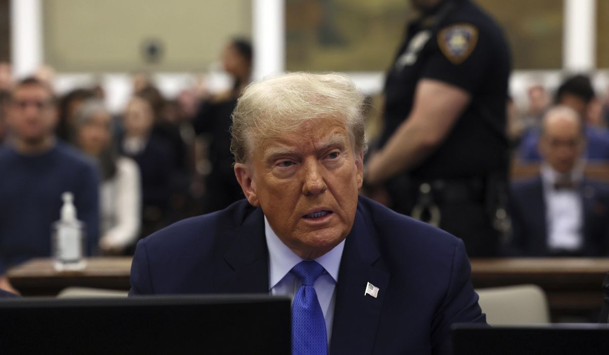 NextImg:No brain scramble: Trump says he purposely mixes up Biden and Obama