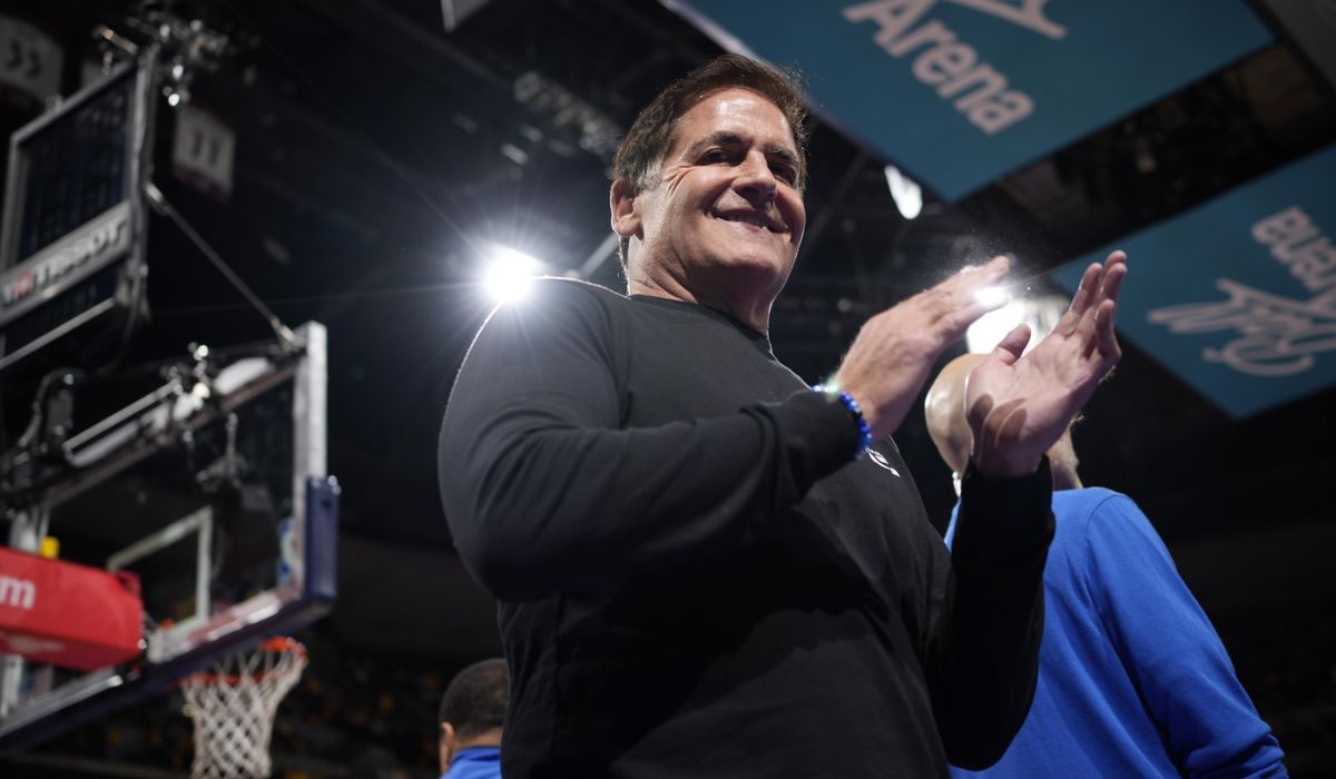 NextImg:Mark Cuban working on $3.5 billion sale of majority stake in Dallas Mavericks