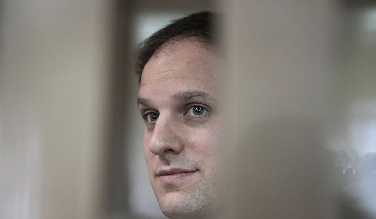 NextImg:American reporter’s pretrial custody extended two months in Russia