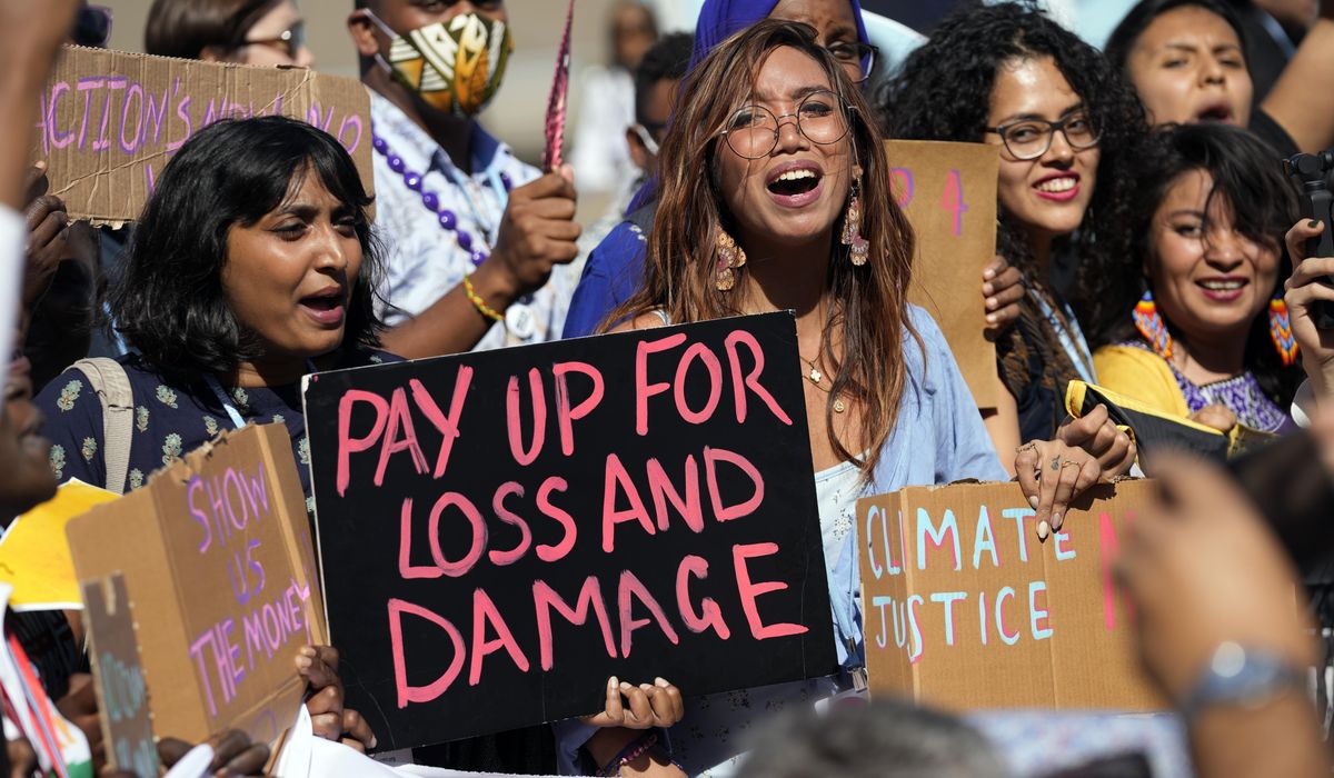 NextImg:On 1st day, U.N. climate conference sets up fund for countries hit by disasters like flood, drought