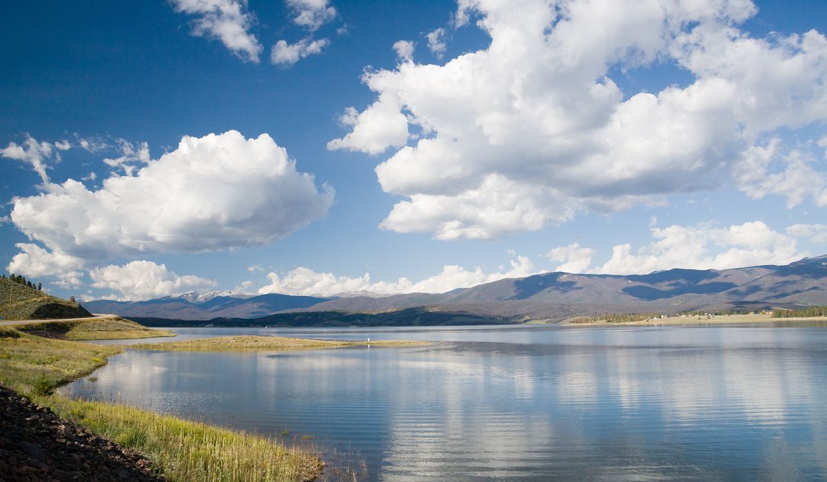 NextImg:Kayaker presumed dead after vessel capsizes amid wind on Colorado’s Lake Granby