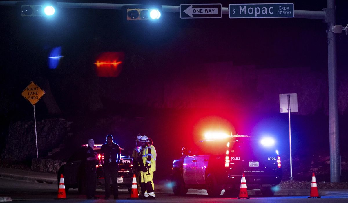 NextImg:Suspect in custody after 6 dead and 3 wounded in series of attacks in Texas, authorities say