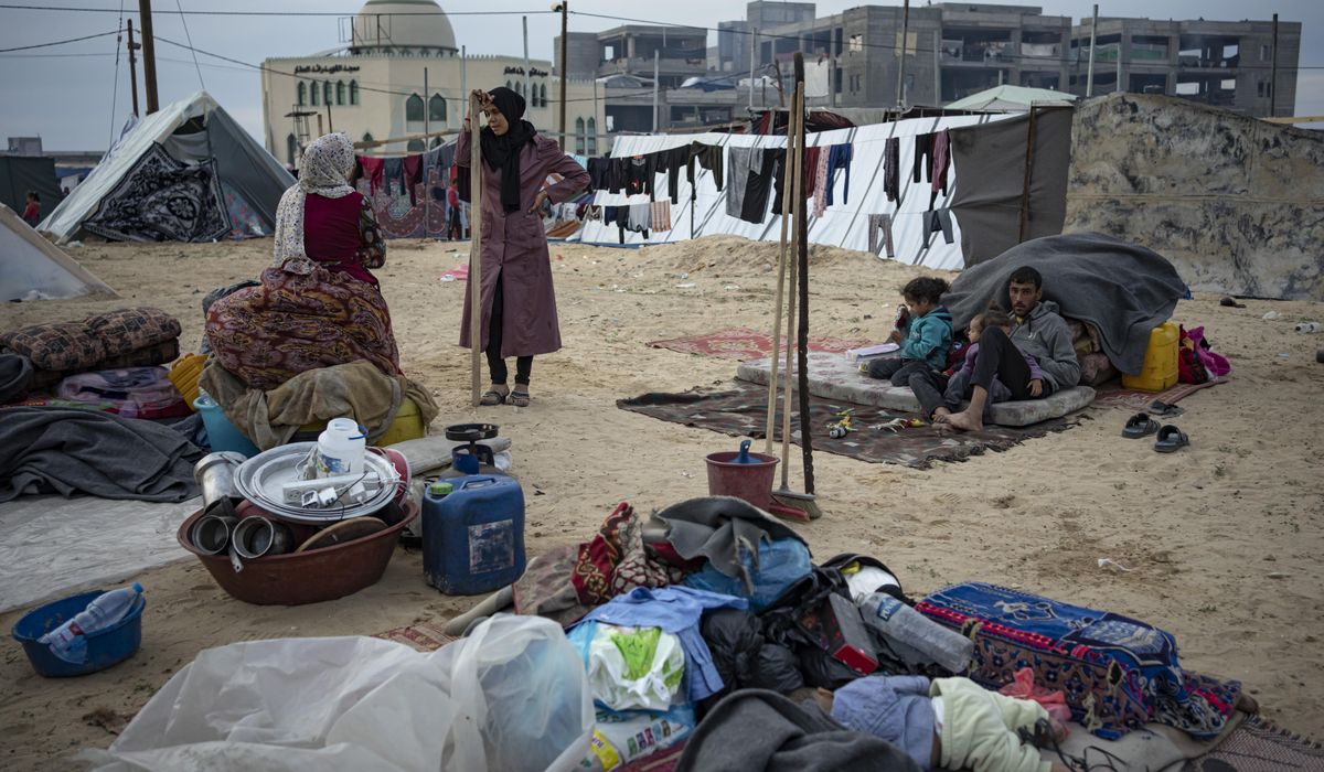 NextImg:Israel urges Gaza civilians to flee to ‘safe zone,’ arrivals find little but muddy roads