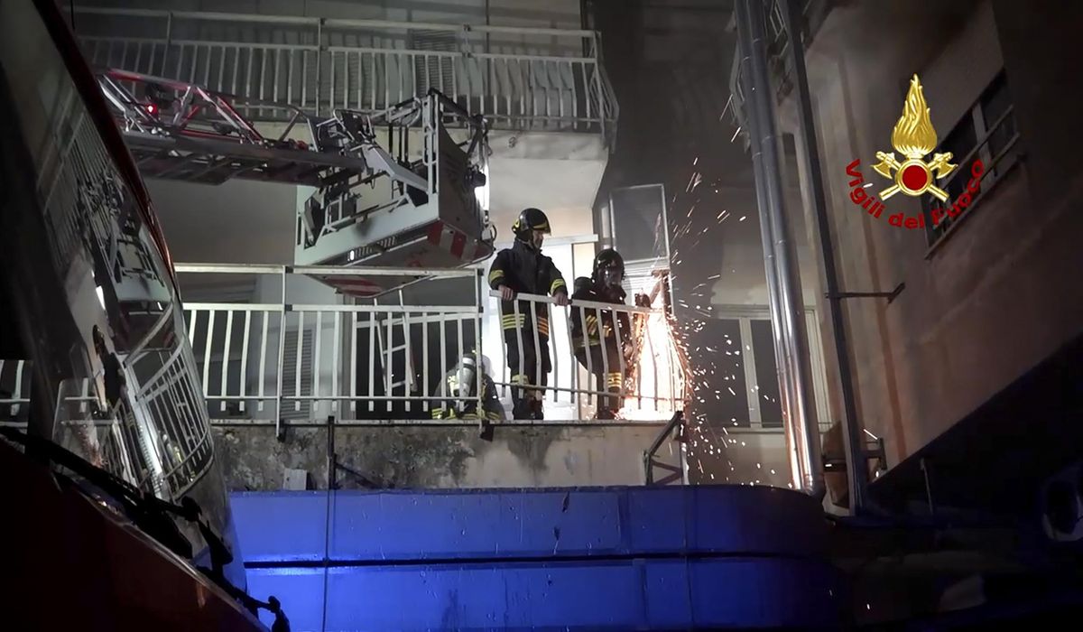 NextImg:A hospital fire near Rome kills at least 3 and causes an emergency evacuation of all patients
