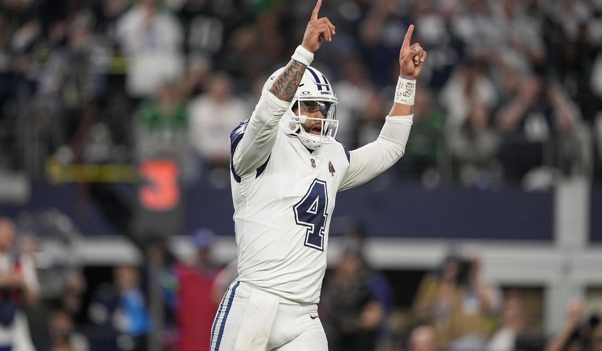 NextImg:Dak Prescott, Brandon Aubrey help Cowboys pull even with Eagles in NFC East with 33-13 victory
