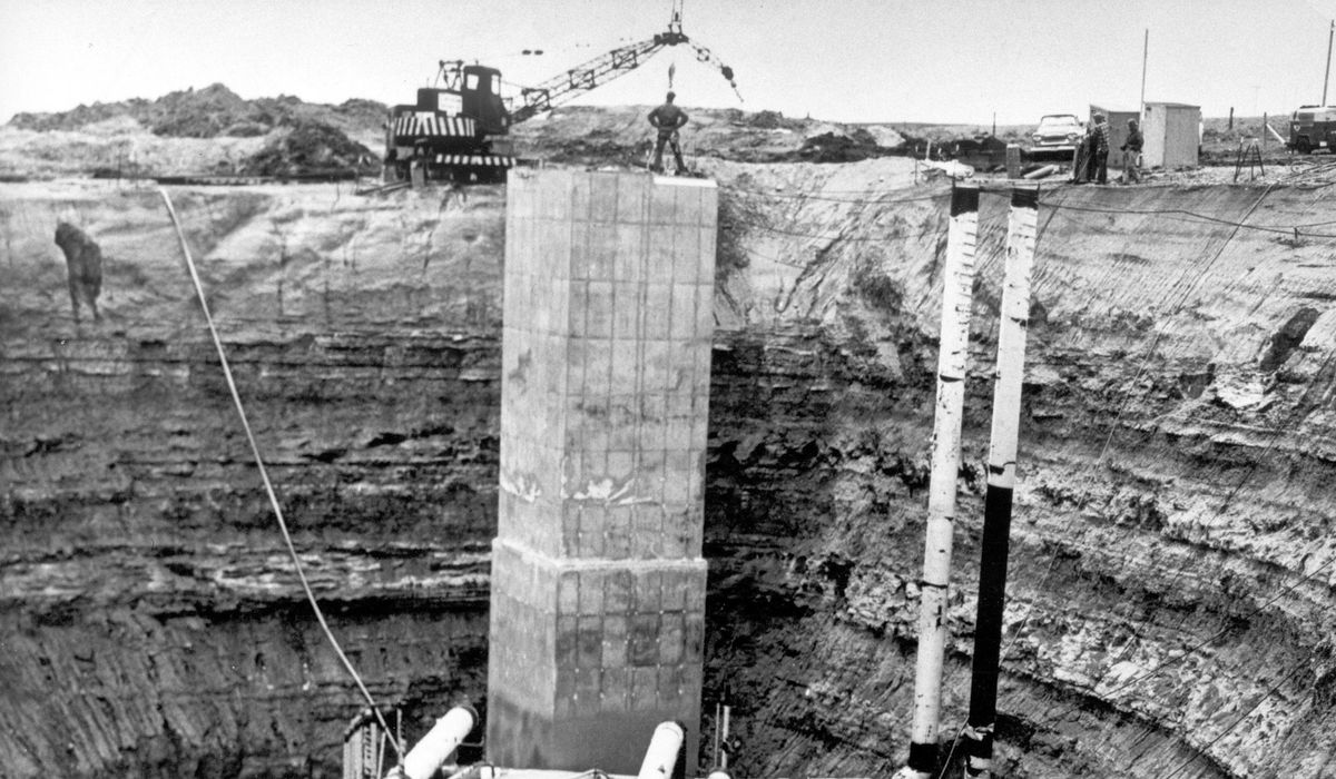 NextImg:Air Force sticks by Sentinel missile program despite cost overruns