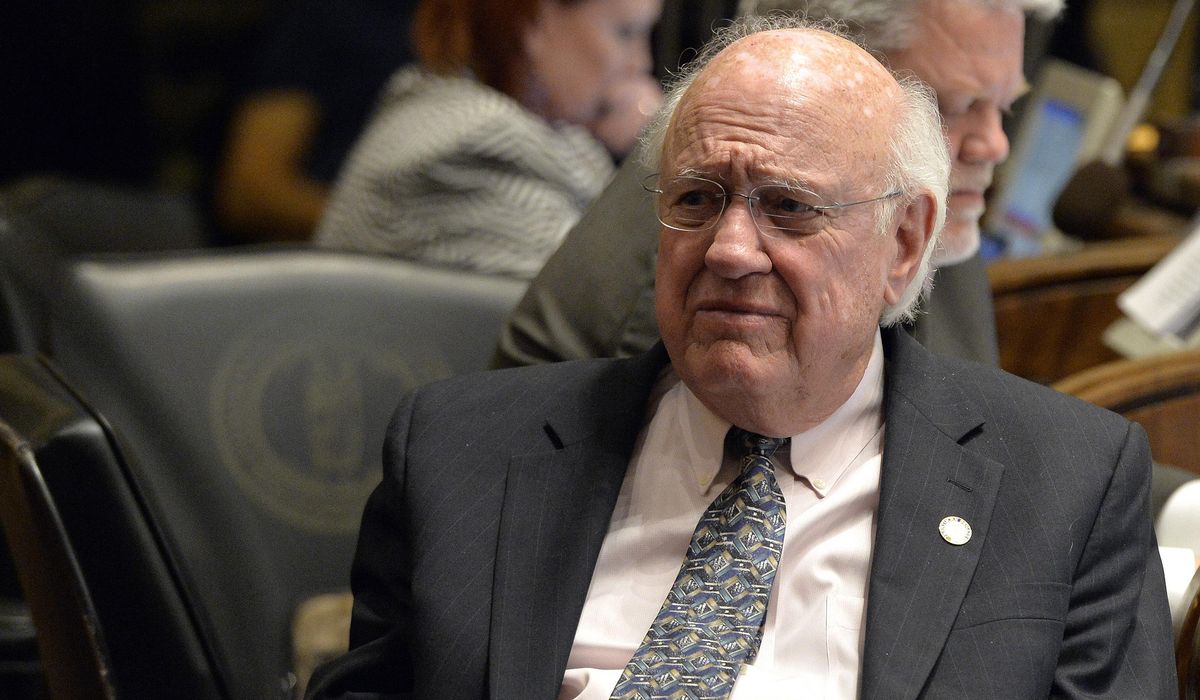 NextImg:Former Kentucky Gov. Julian Carroll dies at age 92