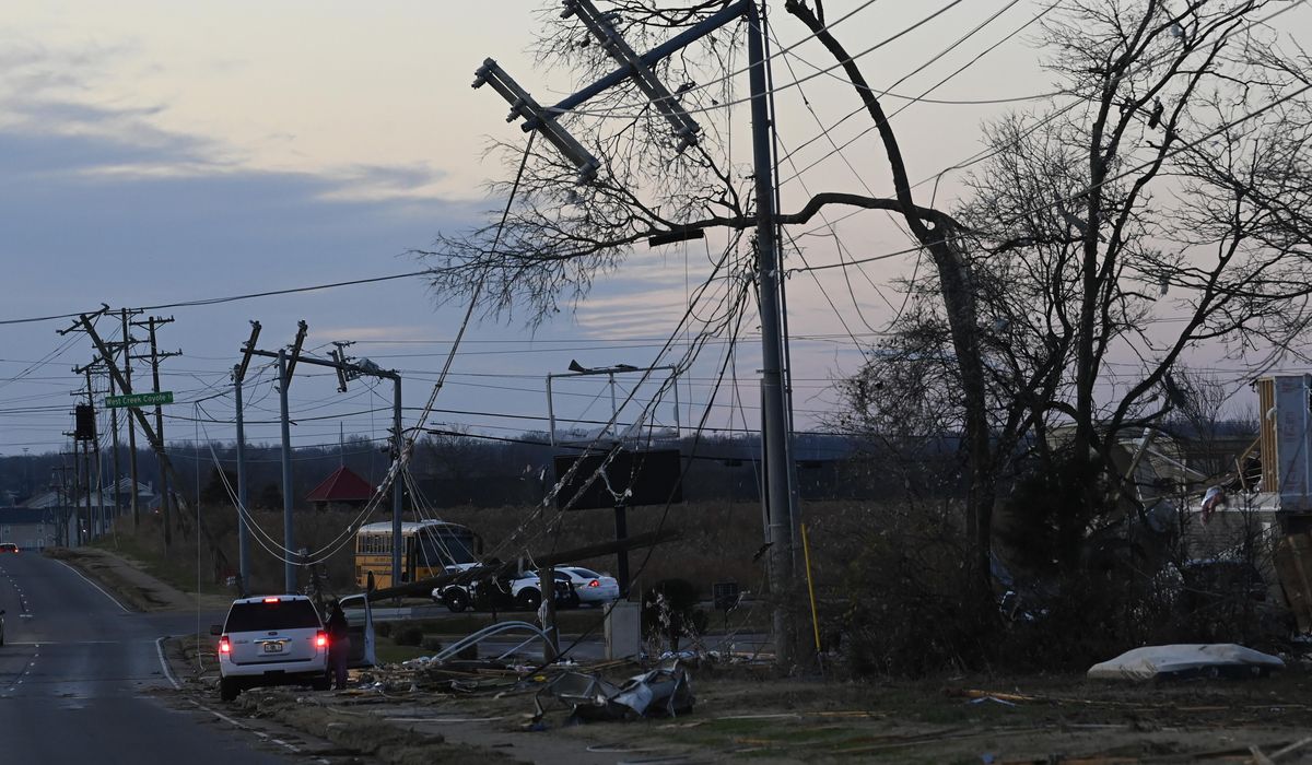 NextImg:Tennessee residents clean up after severe weekend storms killed 6 people and damaged neighborhoods