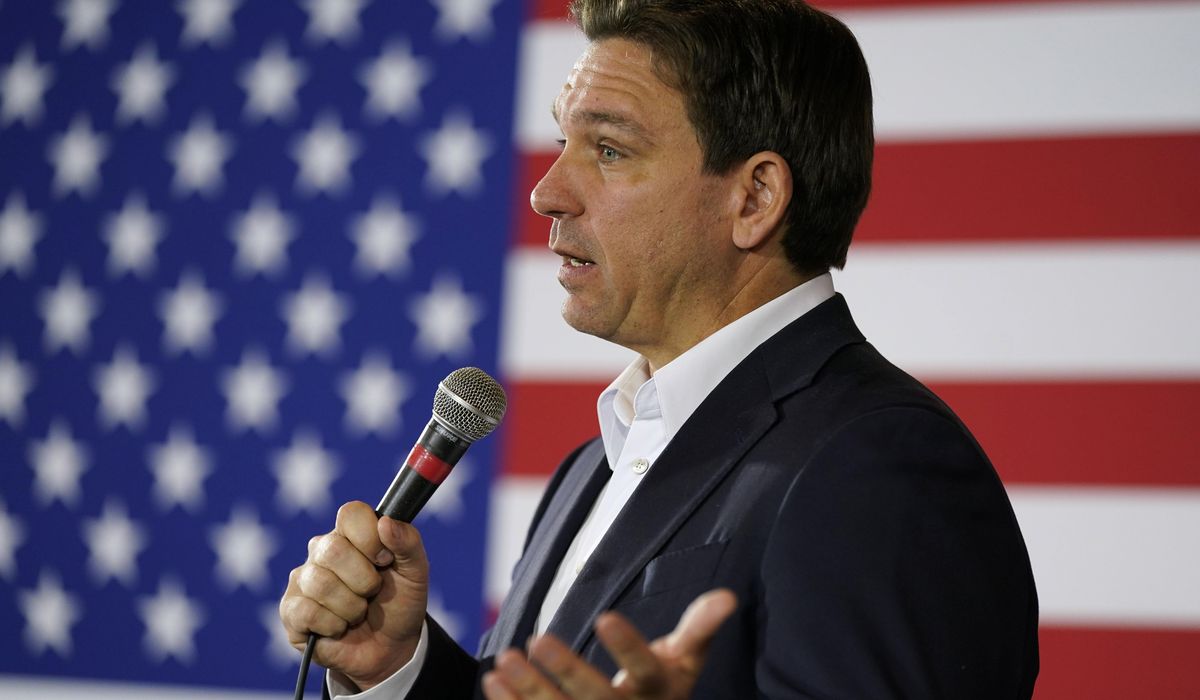 NextImg:Ron DeSantis attacks Trump on abortion, COVID-19 and the border wall at Iowa town hall