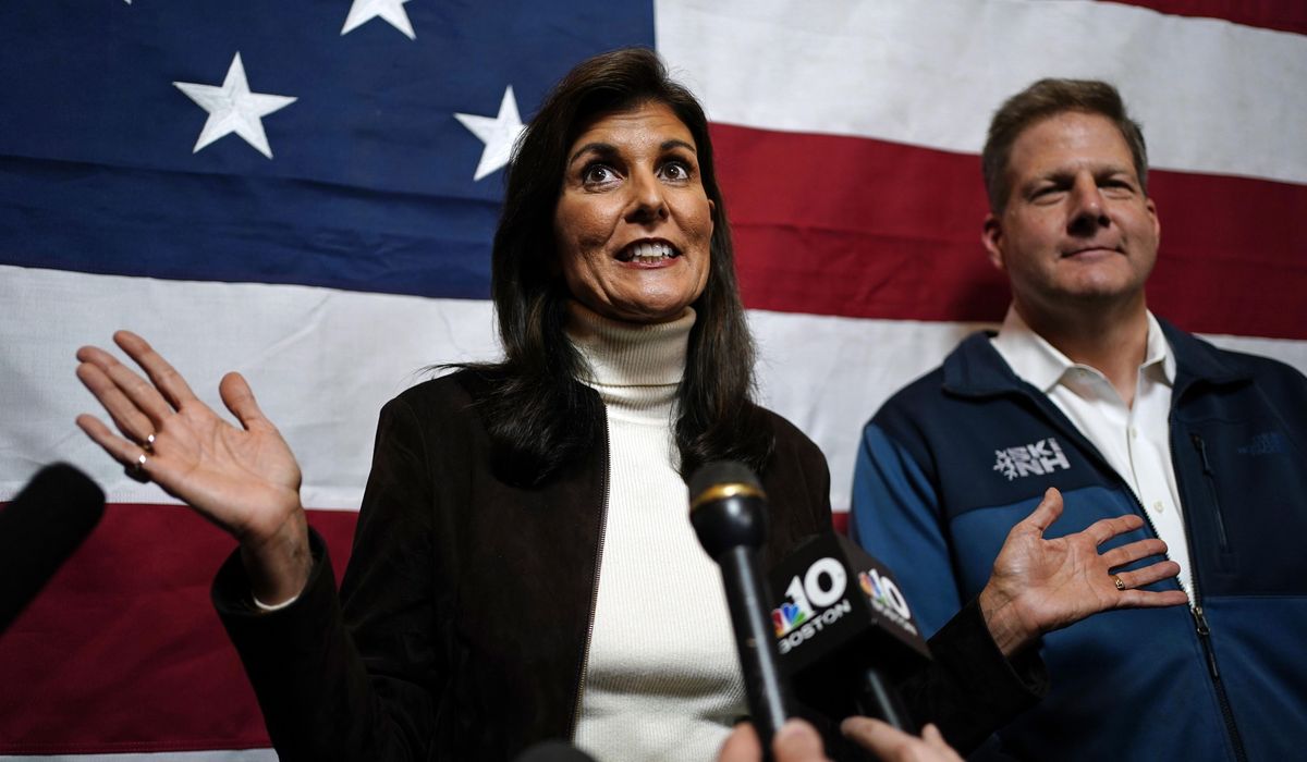 NextImg:Chris Sununu makes final anti-Trump pitch for Haley in N.H. primary