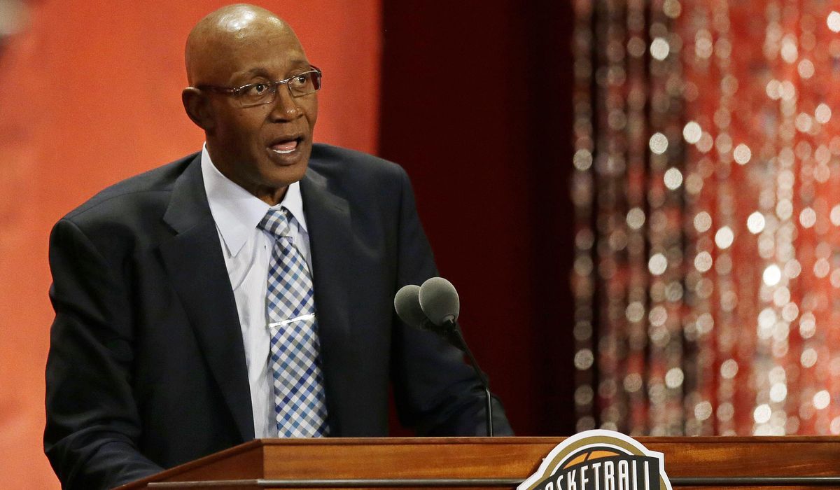 NextImg:Basketball Hall of Famer George McGinnis dies at 73
