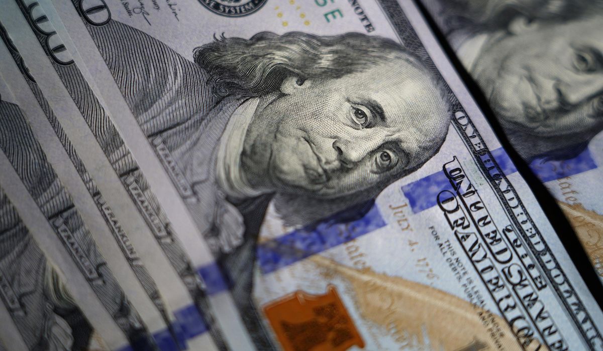 NextImg:Tooth fairy flashing cash as some parents now leave $100 bills, Louis Vuitton bracelets