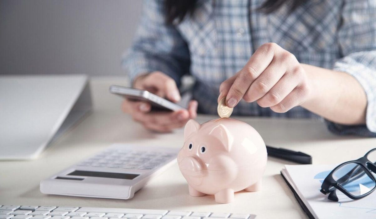 NextImg:RNC has money trouble? DNC’s answer is a piggy bank