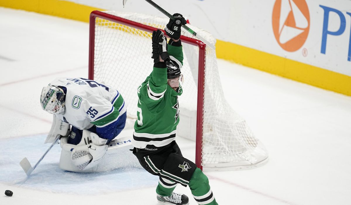 Duchene scores with 9.2 seconds left in OT lifting Stars previous Canucks 4-3