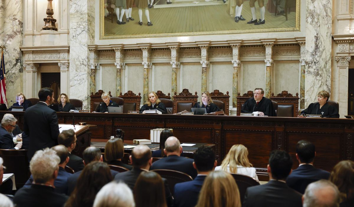 NextImg:Wisconsin Supreme Court overturns GOP-drawn legislative maps, orders new boundary lines