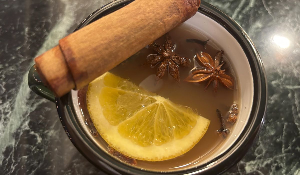 NextImg:Last gasp for holiday cocktails: Four recipies using sloe gin
