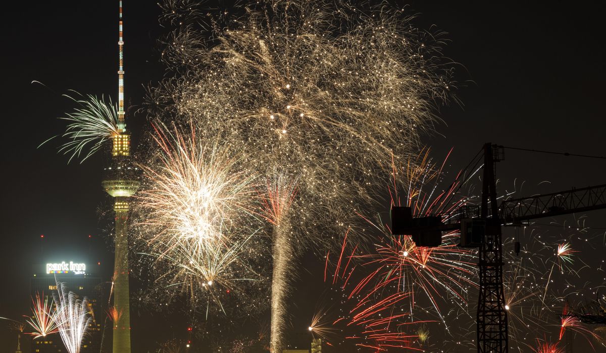 NextImg:Police say Berlin marks New Year’s Eve with less violence than a year ago despite detention of 390