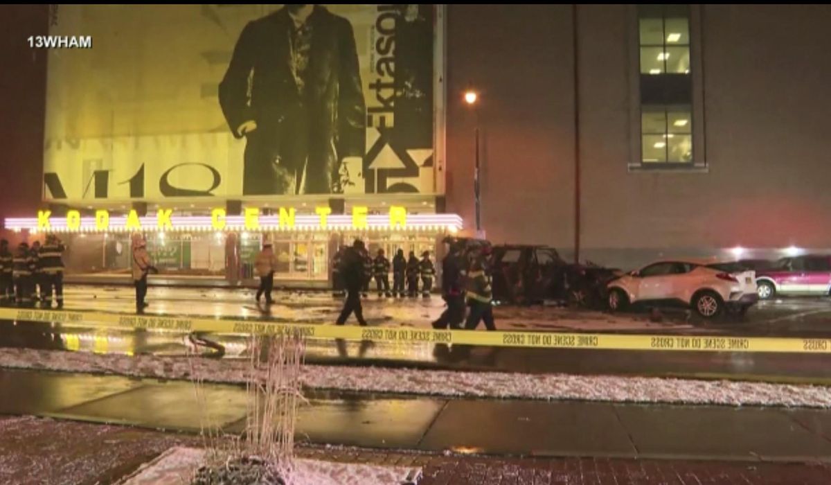 NextImg:Police seek motive in fiery fatal crash in upstate New York; no terror link found