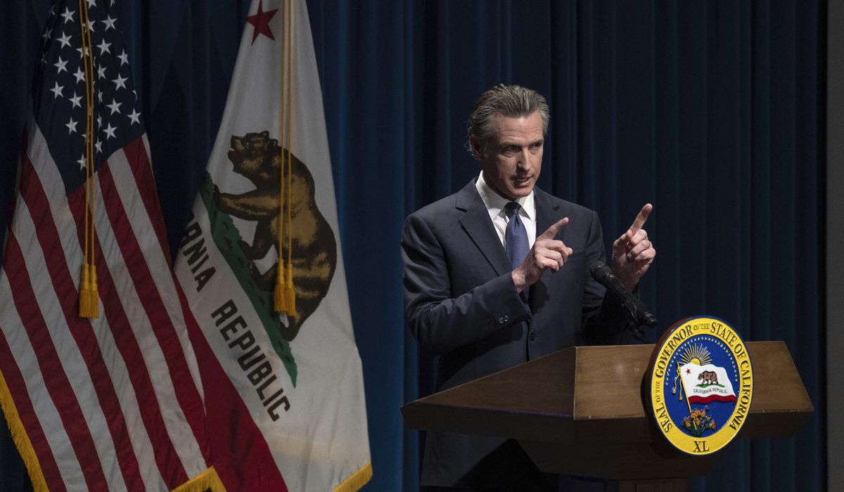 NextImg:Gavin Newsom warns that Democrats ‘have to be worried’ about third-party spoiler candidates