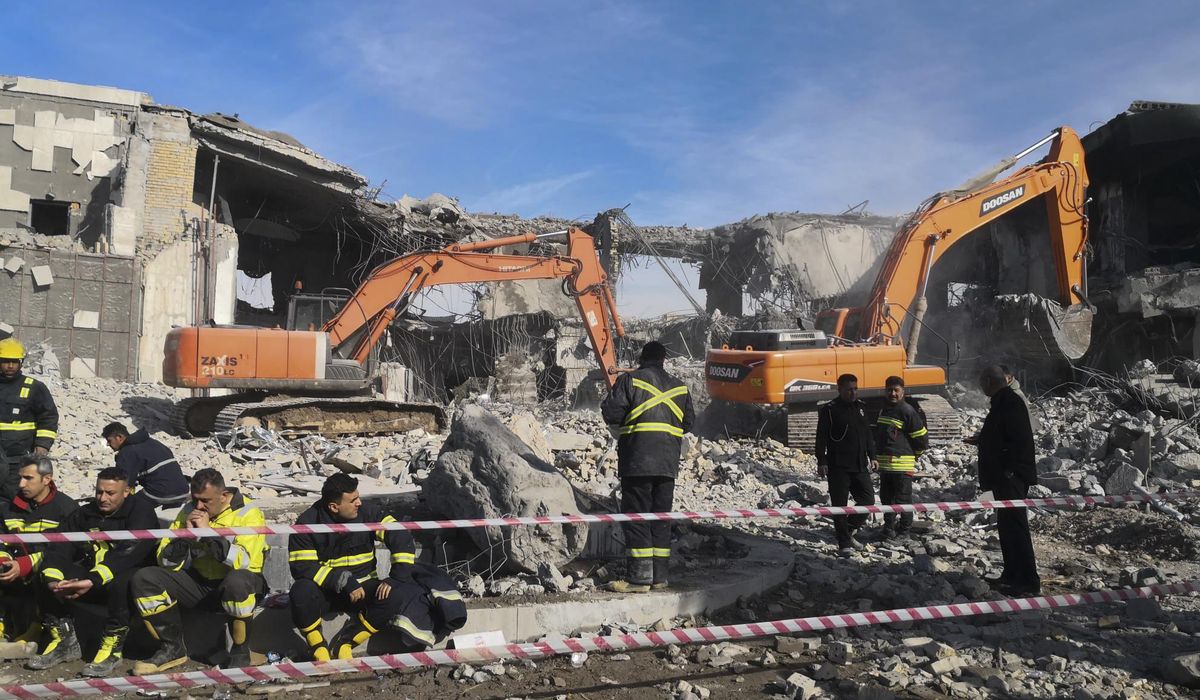 NextImg:Pakistan recalls ambassador to Iran over airstrike that killed 2 people