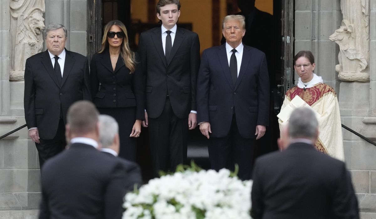 NextImg:Melania Trump remembers her mother as ‘a ray of light in the darkest days’