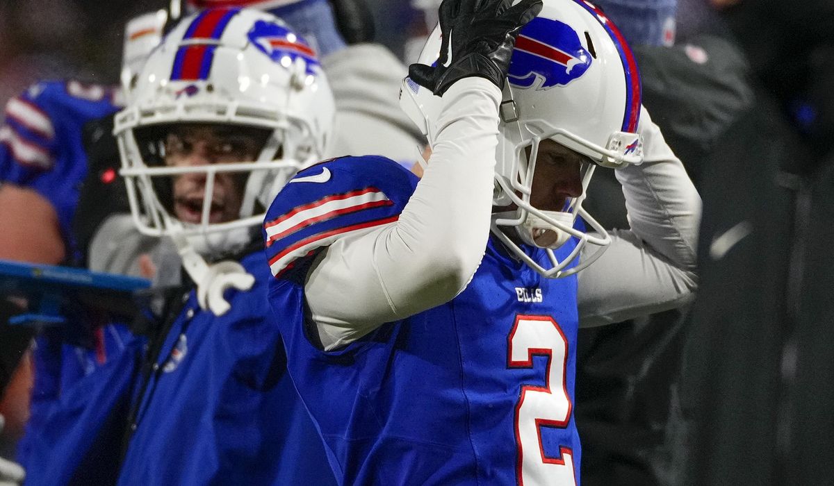 NextImg:Bills fans donate to charity benefitting stray cats after Bass misses field goal in playoff loss