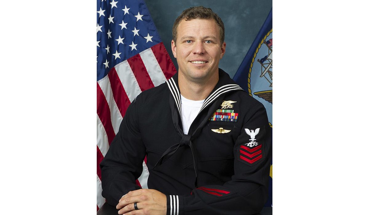 NextImg:Massachusetts governor praises Navy SEAL who died trying to save fellow SEAL during a mission