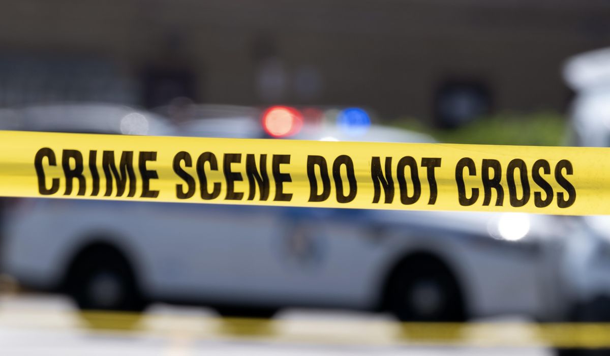 NextImg:Memphis pastor shot trying to stop car thieves outside church