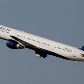 A Delta Airlines Boeing 757 taking off in Tampa, Fla. on Jan. 20, 2011. A Boeing 757 jet operated by Delta Air Lines lost a nose wheel while preparing for takeoff from Atlanta over the weekend, according to the Federal Aviation Administration, which is investigating the incident. (AP Photo/Chris O&#x27;Meara, File)