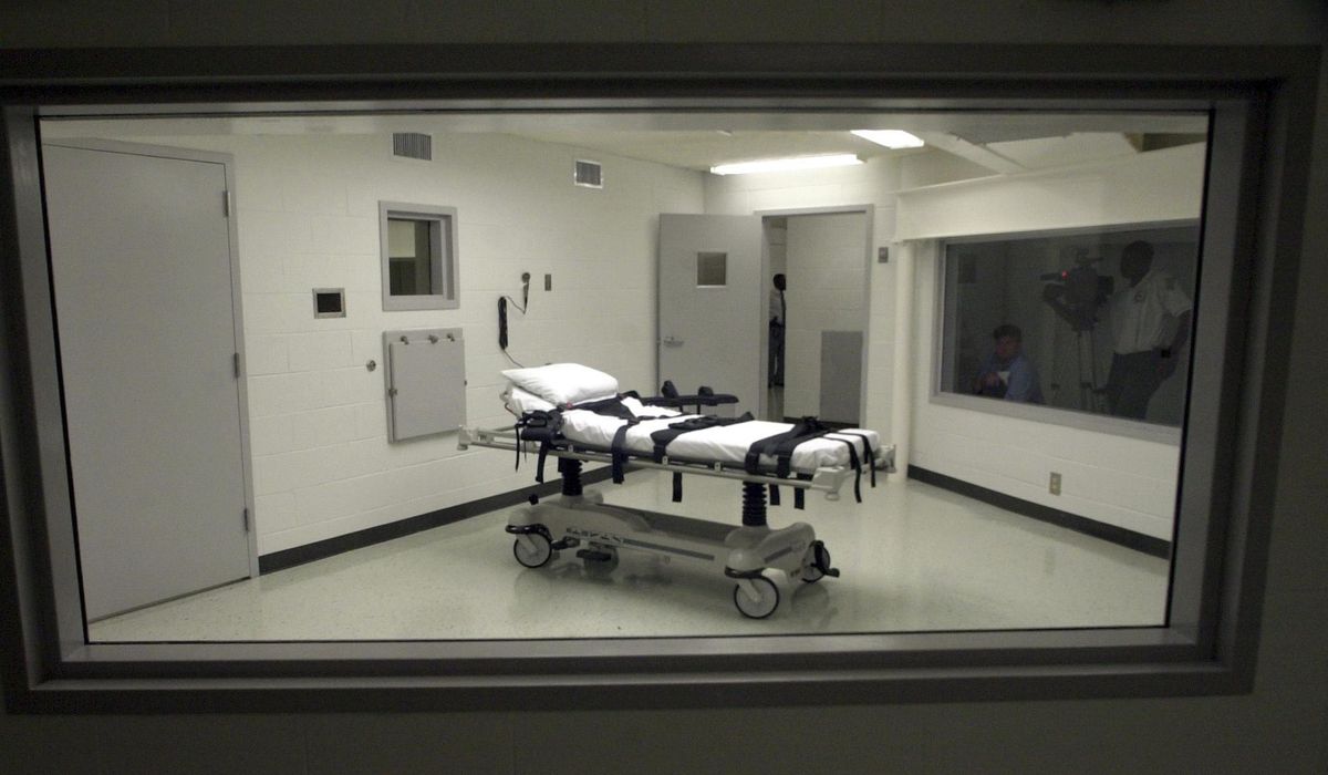 NextImg:Alabama man shook violently on gurney during first-ever nitrogen gas execution