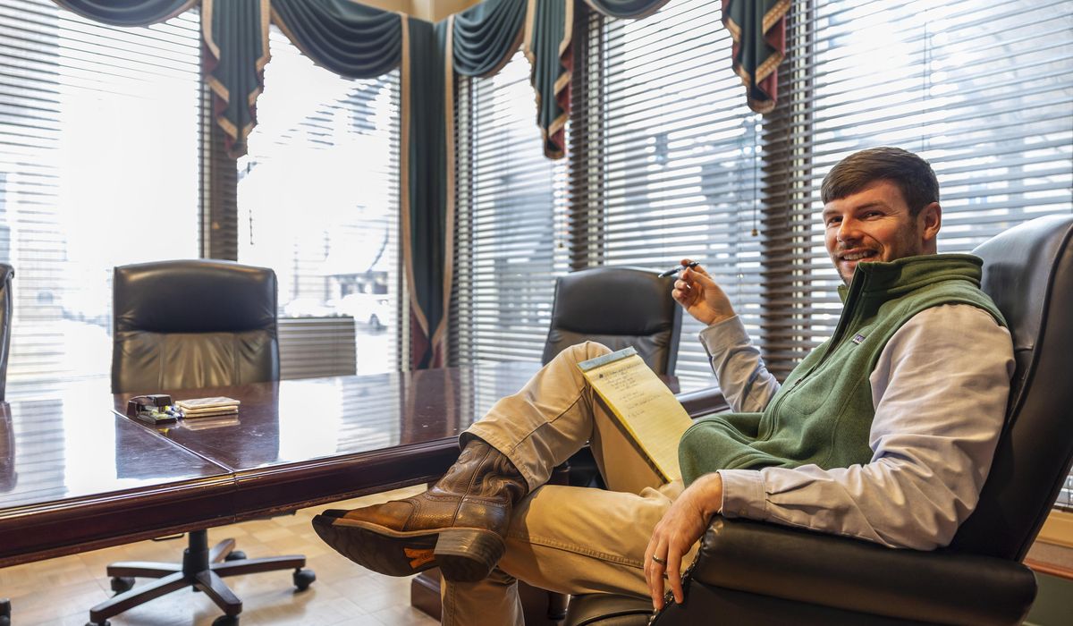 NextImg:Small biz owners scale back their office space or go remote altogether. Some move to the suburbs