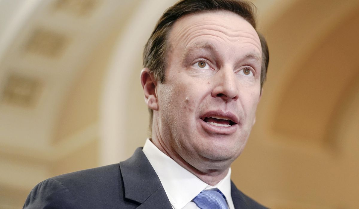 NextImg:Sen. Chris Murphy says Democratic Party needs to ‘go on the offense’ with border control