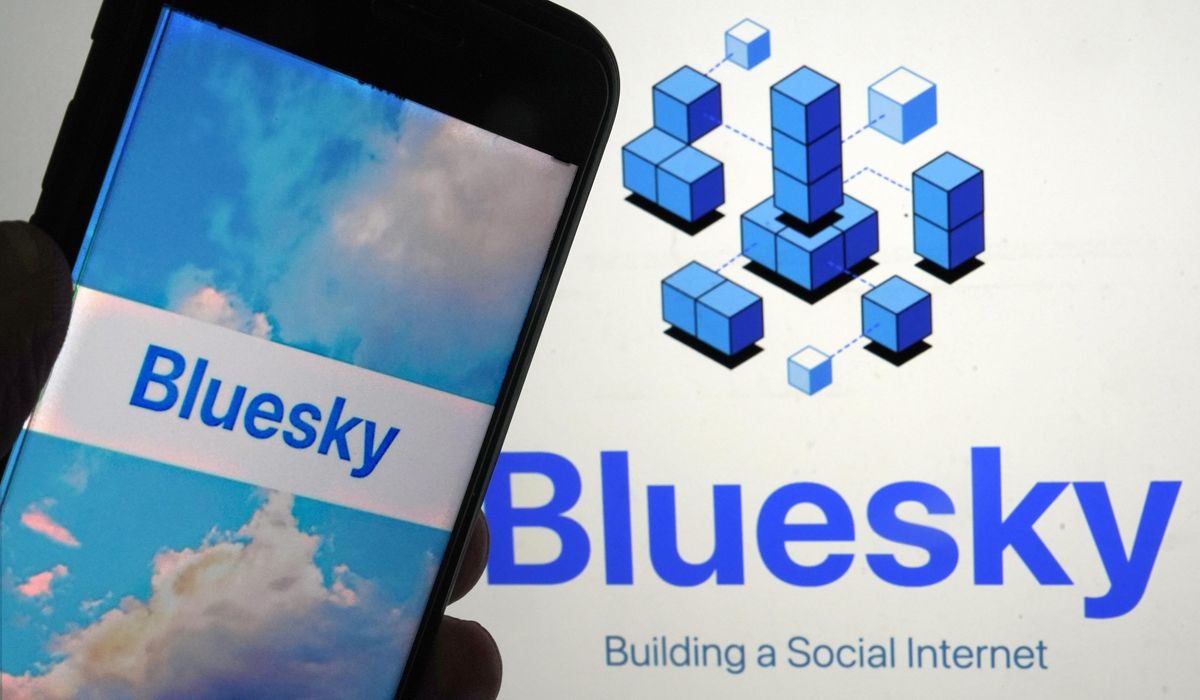 NextImg:Bluesky signs up 800K users after opening to all