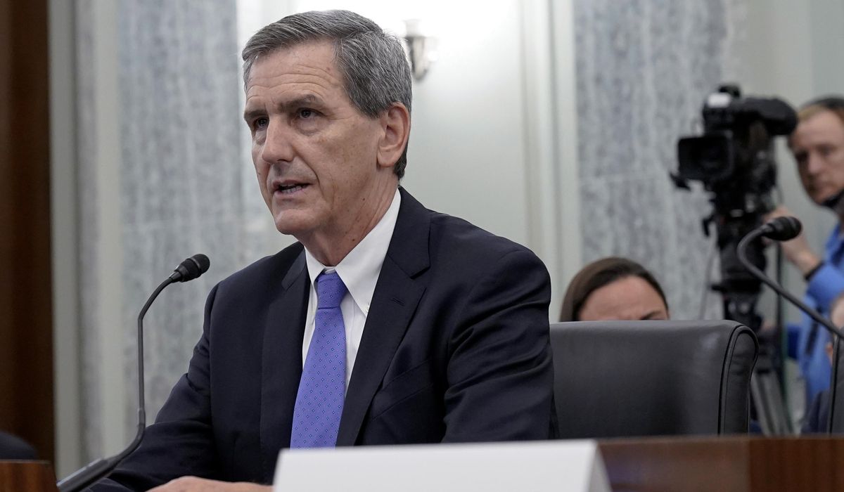 NextImg:FAA chief pledges to hold Boeing accountable for any violations of safety rules