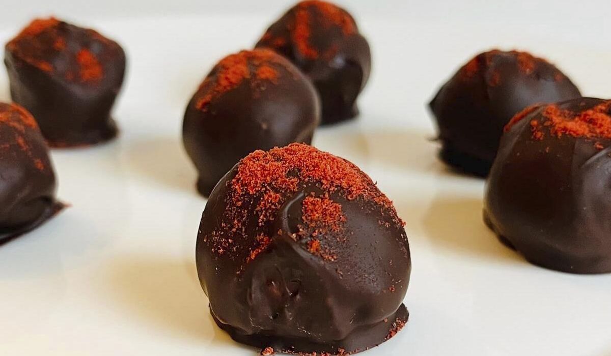NextImg:Yes, you can make custom chocolates for - or with - your Valentine